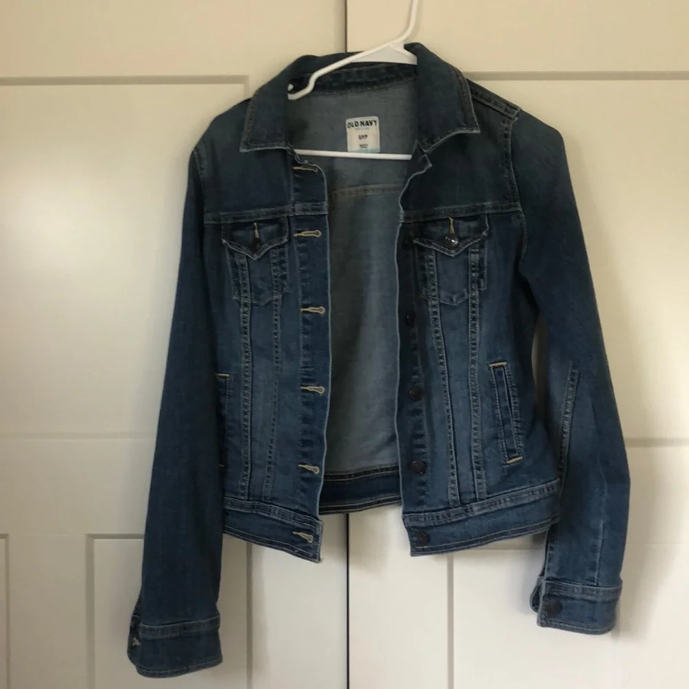 Jean jacket - Picture 1 of 3